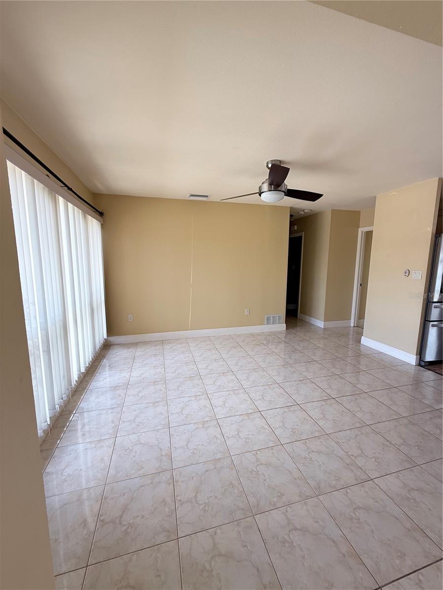 Image 4 of 12 For 4568 Grobe Street