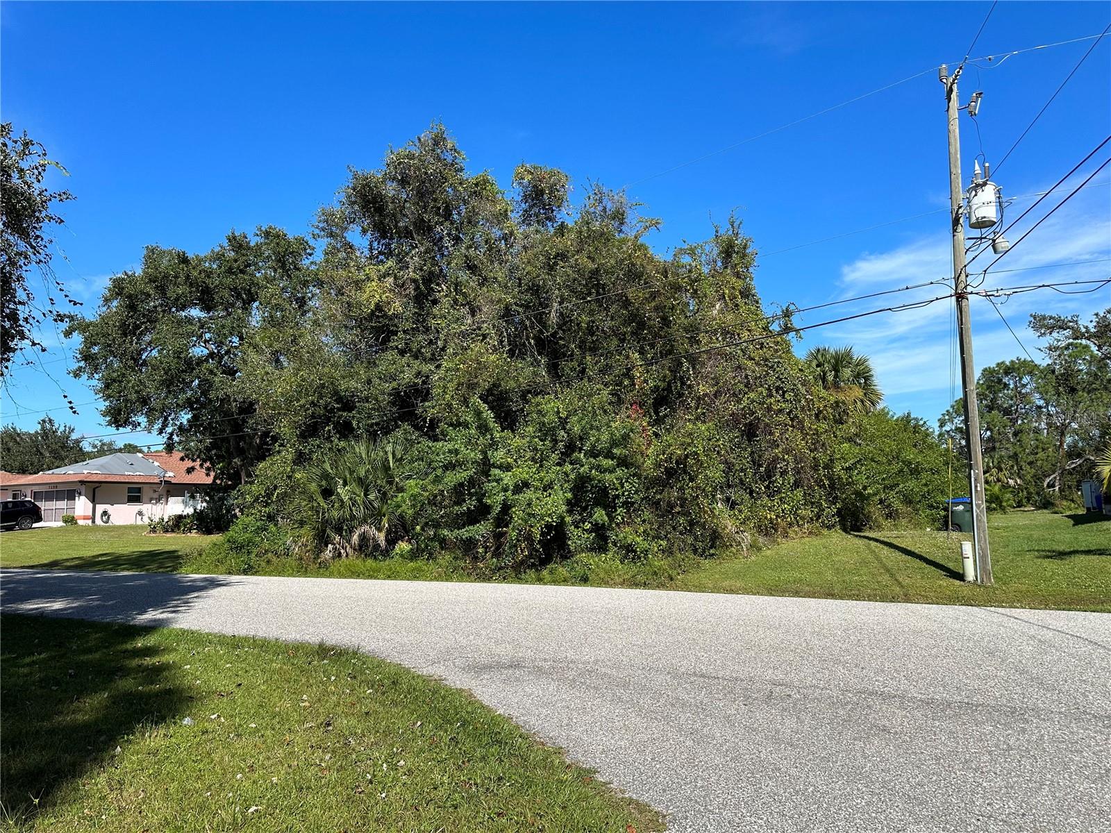 Image 2 of 6 For Helliwell Street