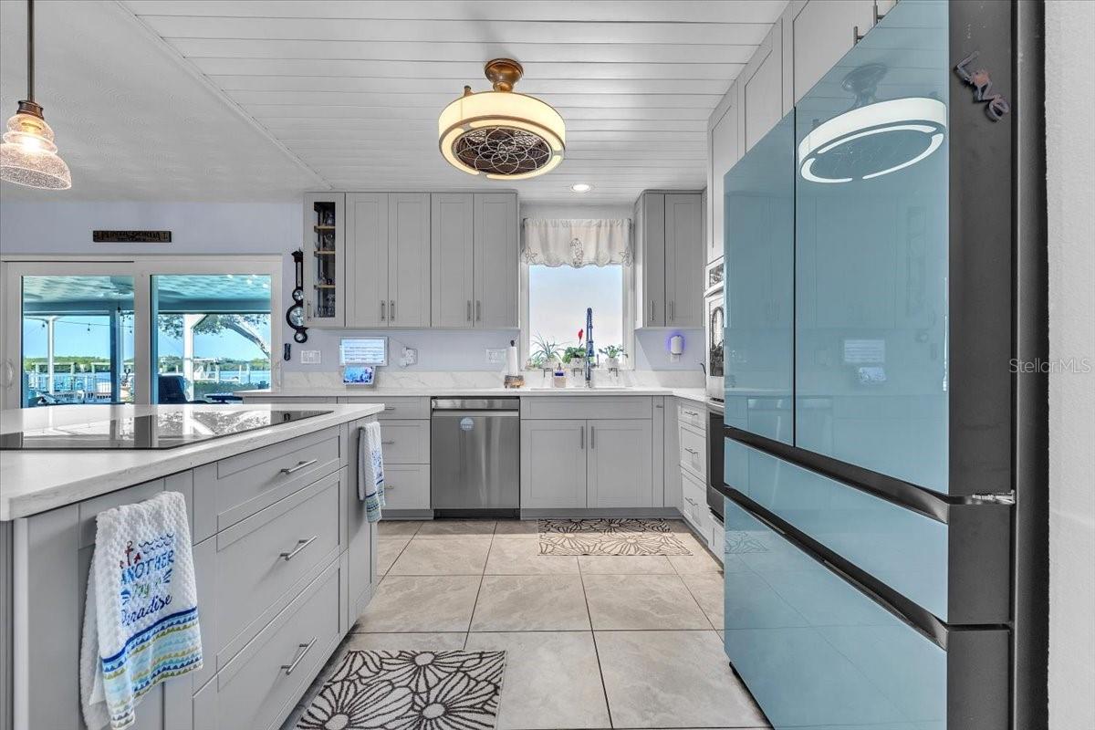 Image 13 of 56 For 2045 River Basin Terrace