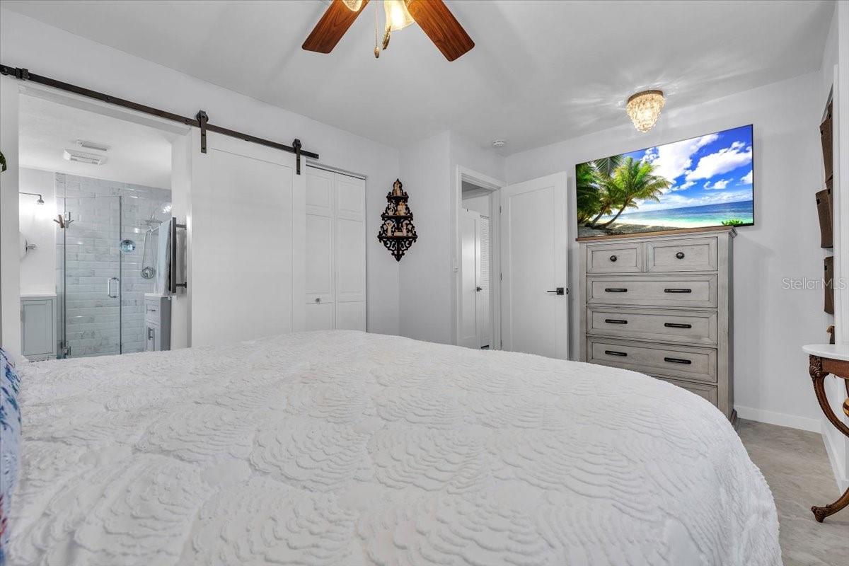 Image 19 of 56 For 2045 River Basin Terrace