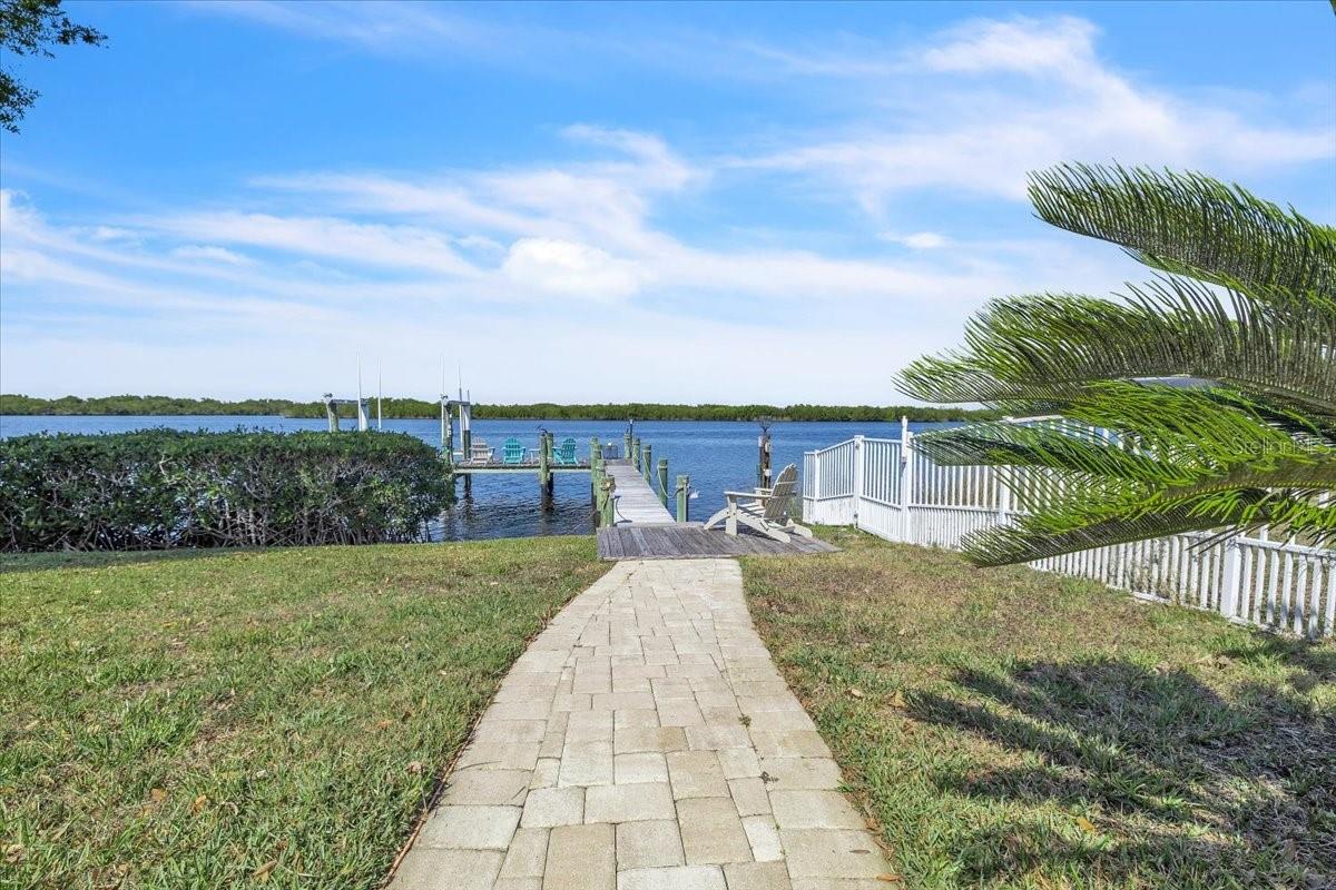 Image 35 of 56 For 2045 River Basin Terrace