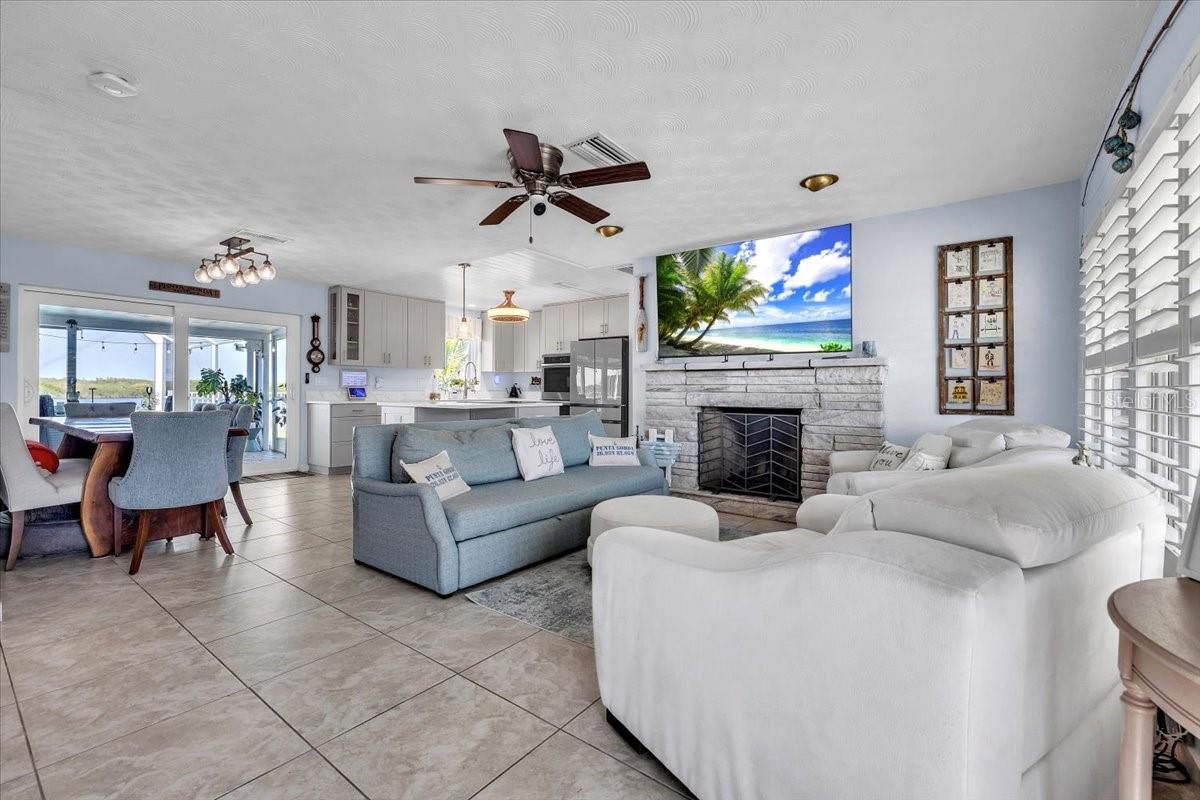 Image 5 of 56 For 2045 River Basin Terrace