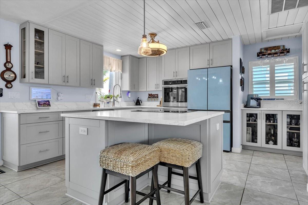 Image 9 of 56 For 2045 River Basin Terrace