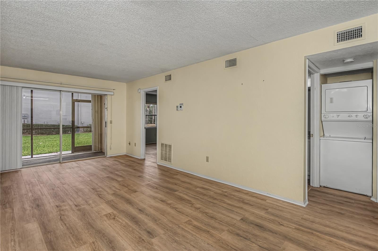 Image 16 of 32 For 25100 Sandhill Boulevard B102