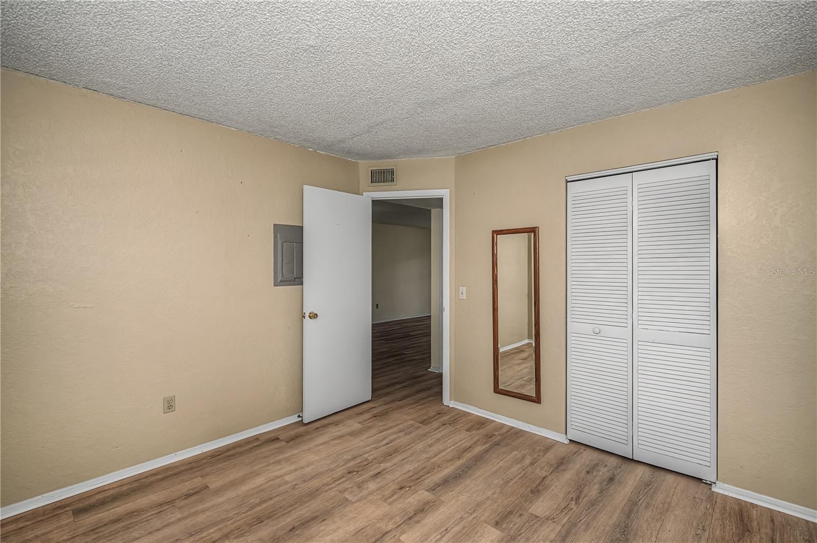 Image 22 of 32 For 25100 Sandhill Boulevard B102