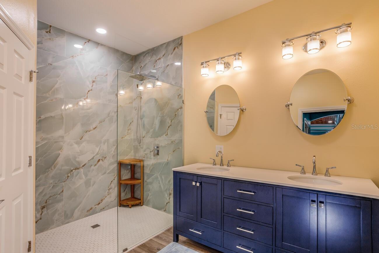 Image 13 of 24 For 139 Crevalle Road