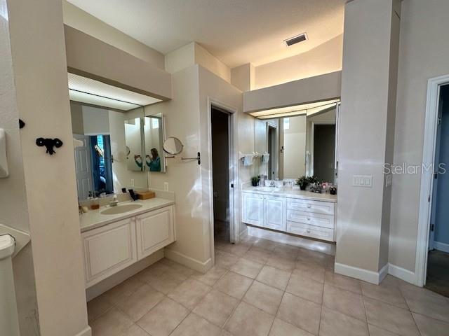 Image 24 of 35 For 8734 52nd Avenue E