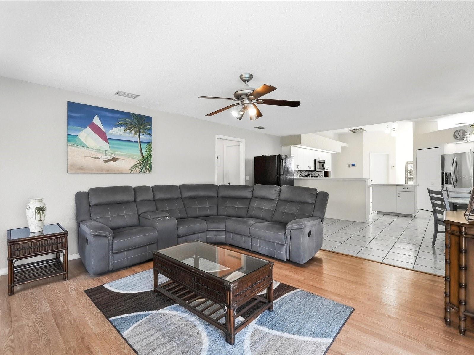 Image 17 of 48 For 421 Strasburg Drive