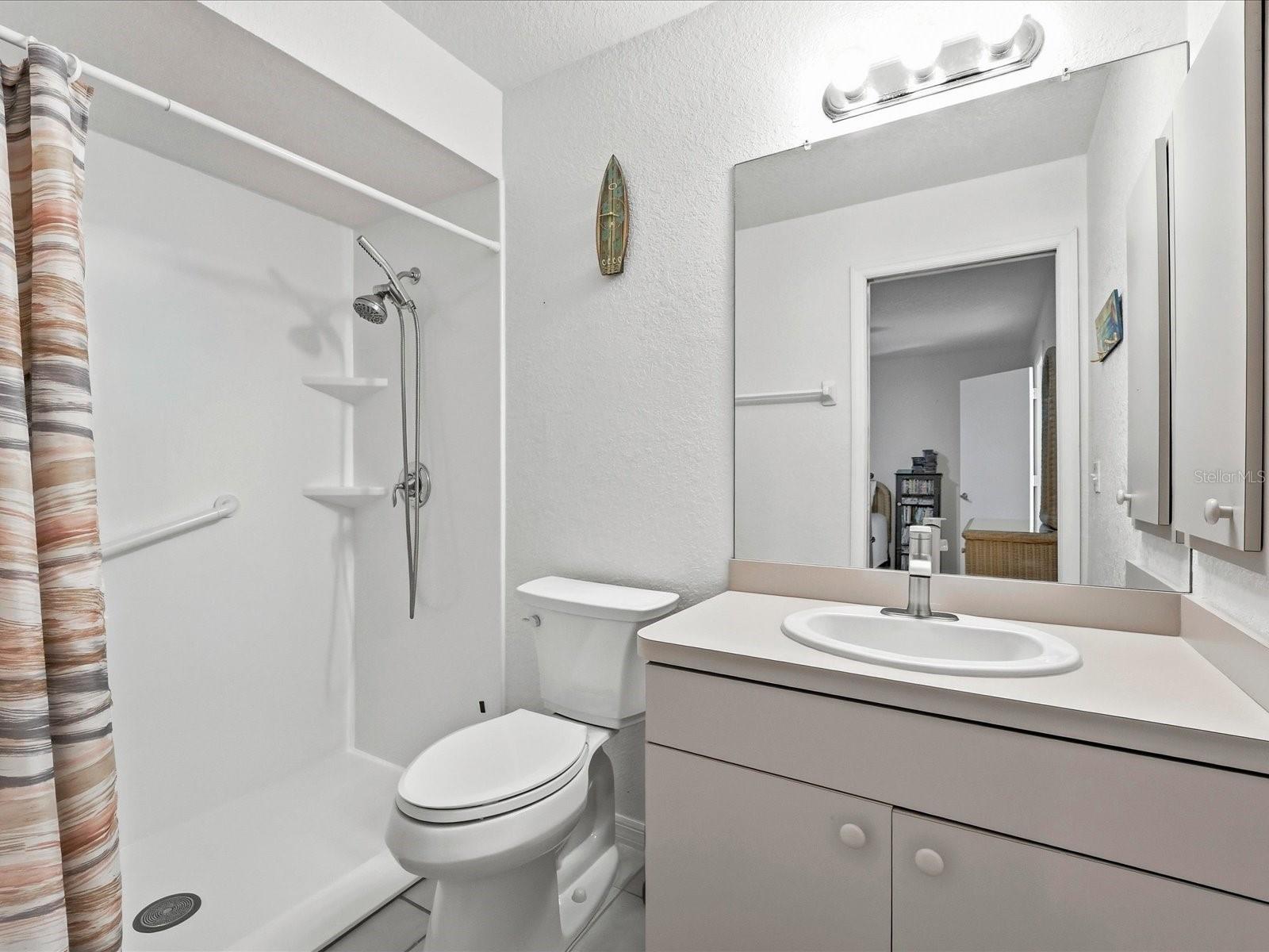 Image 27 of 48 For 421 Strasburg Drive