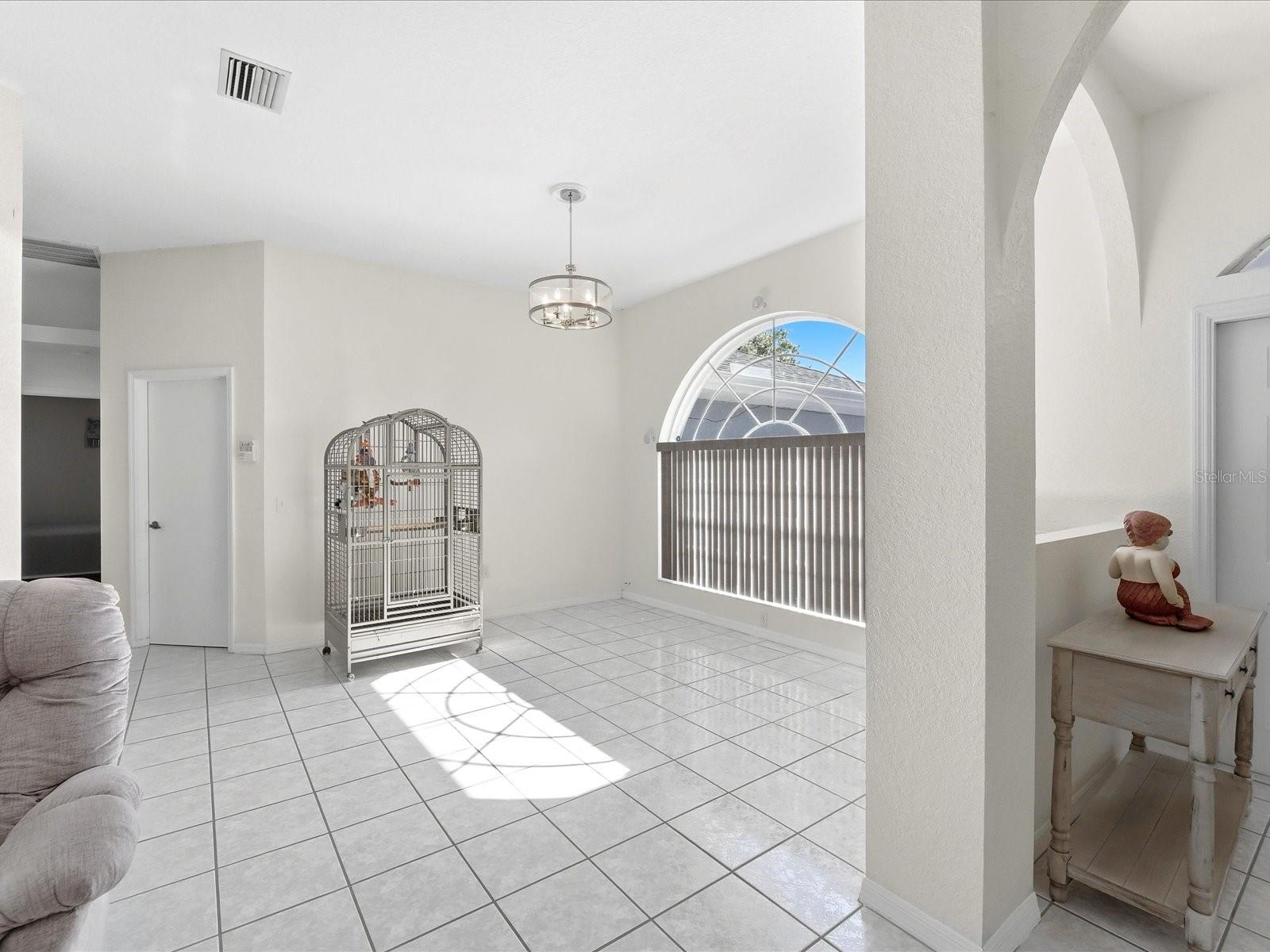 Image 8 of 48 For 421 Strasburg Drive