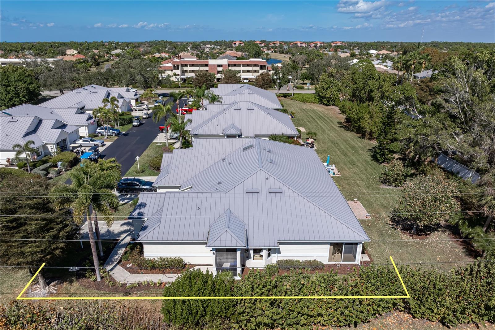 Image 4 of 55 For 524 Islamorada Boulevard