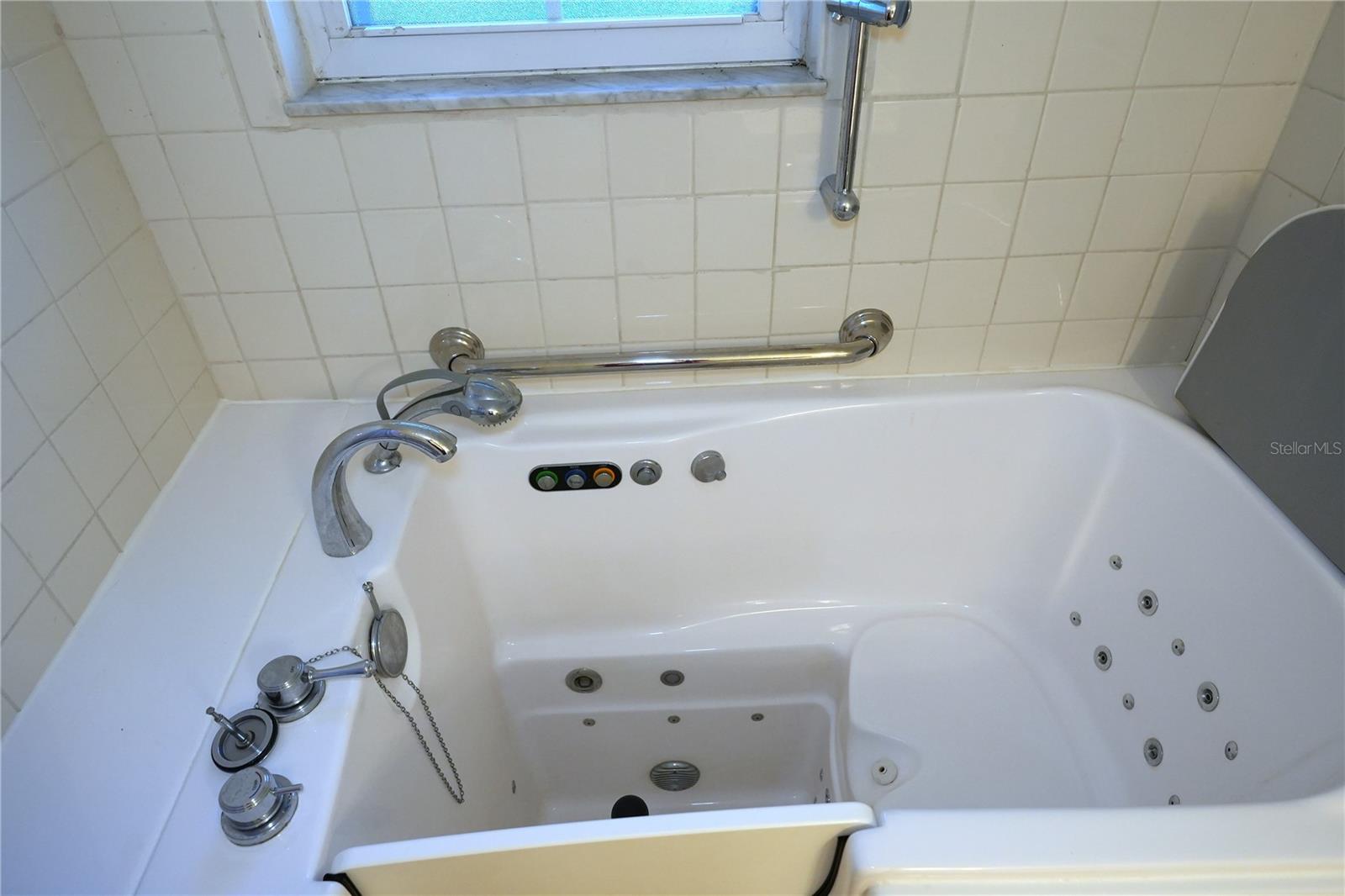 Image 23 of 42 For 3074 Perdue Terrace