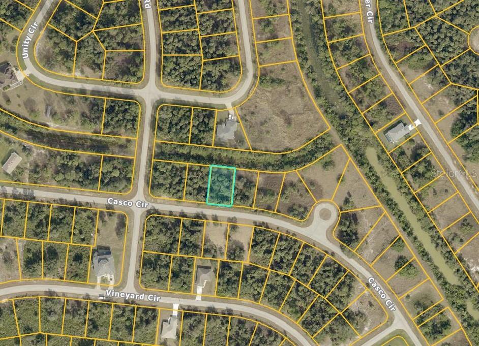 Image 3 of 9 For Casco Circle