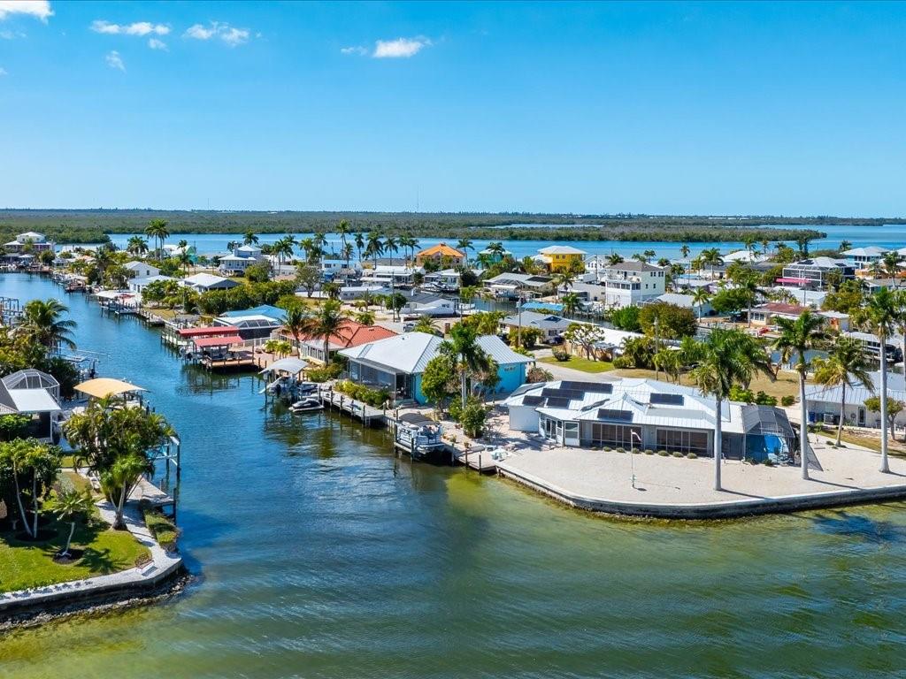 Image 25 of 33 For 2743 Janet Street