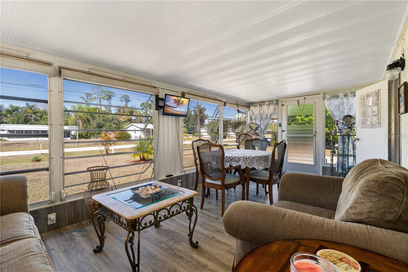 Image 17 of 50 For 15341 Mango Drive