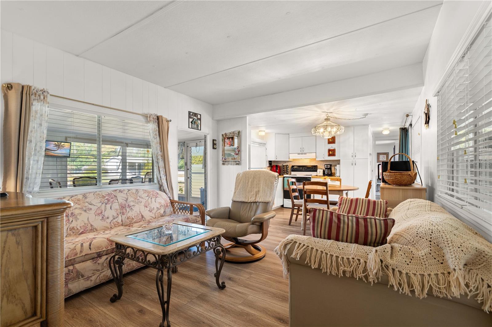 Image 20 of 50 For 15341 Mango Drive