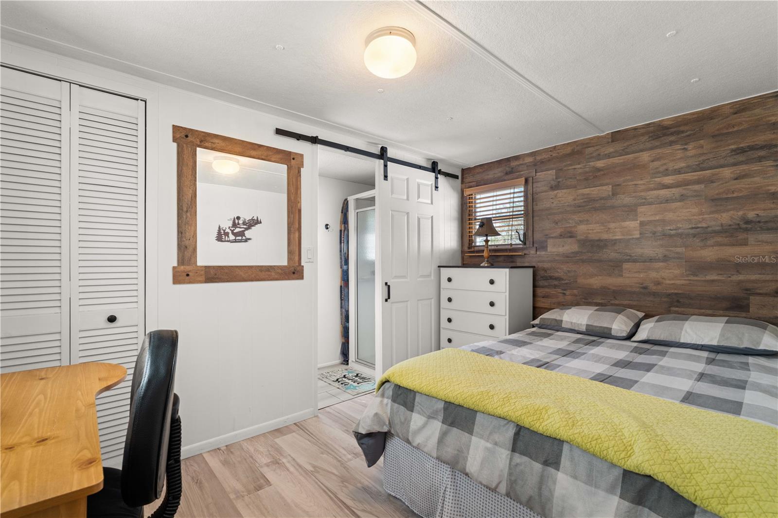 Image 23 of 50 For 15341 Mango Drive