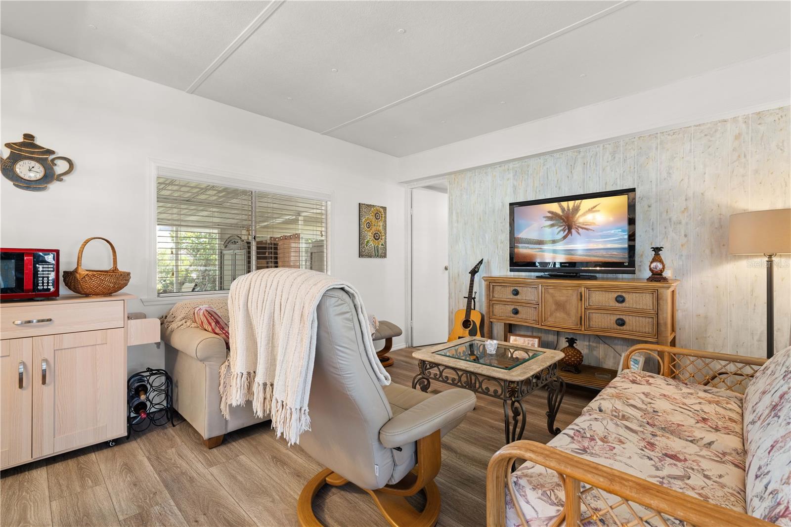 Image 3 of 50 For 15341 Mango Drive