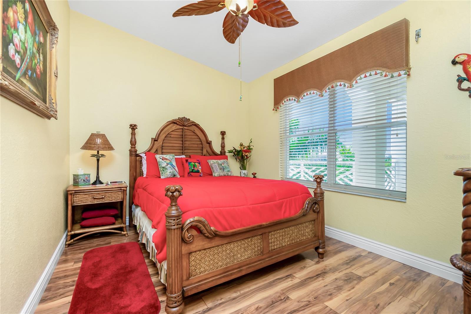 Image 28 of 69 For 200 Harbor Walk Drive 353