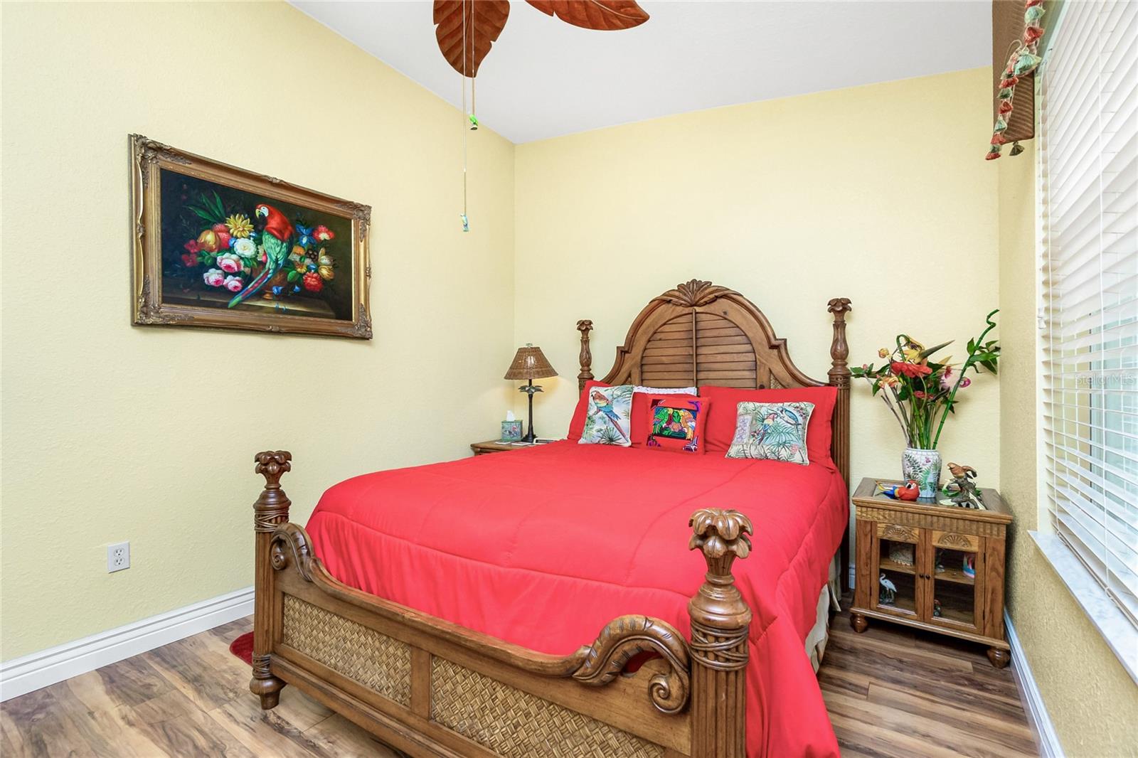 Image 30 of 69 For 200 Harbor Walk Drive 353