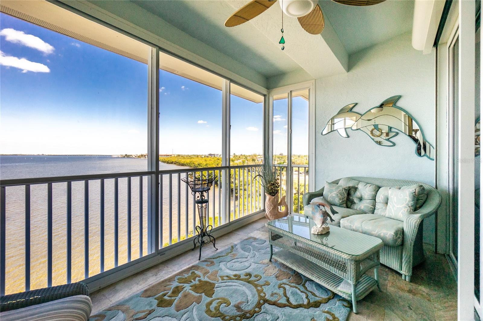 Image 43 of 69 For 200 Harbor Walk Drive 353