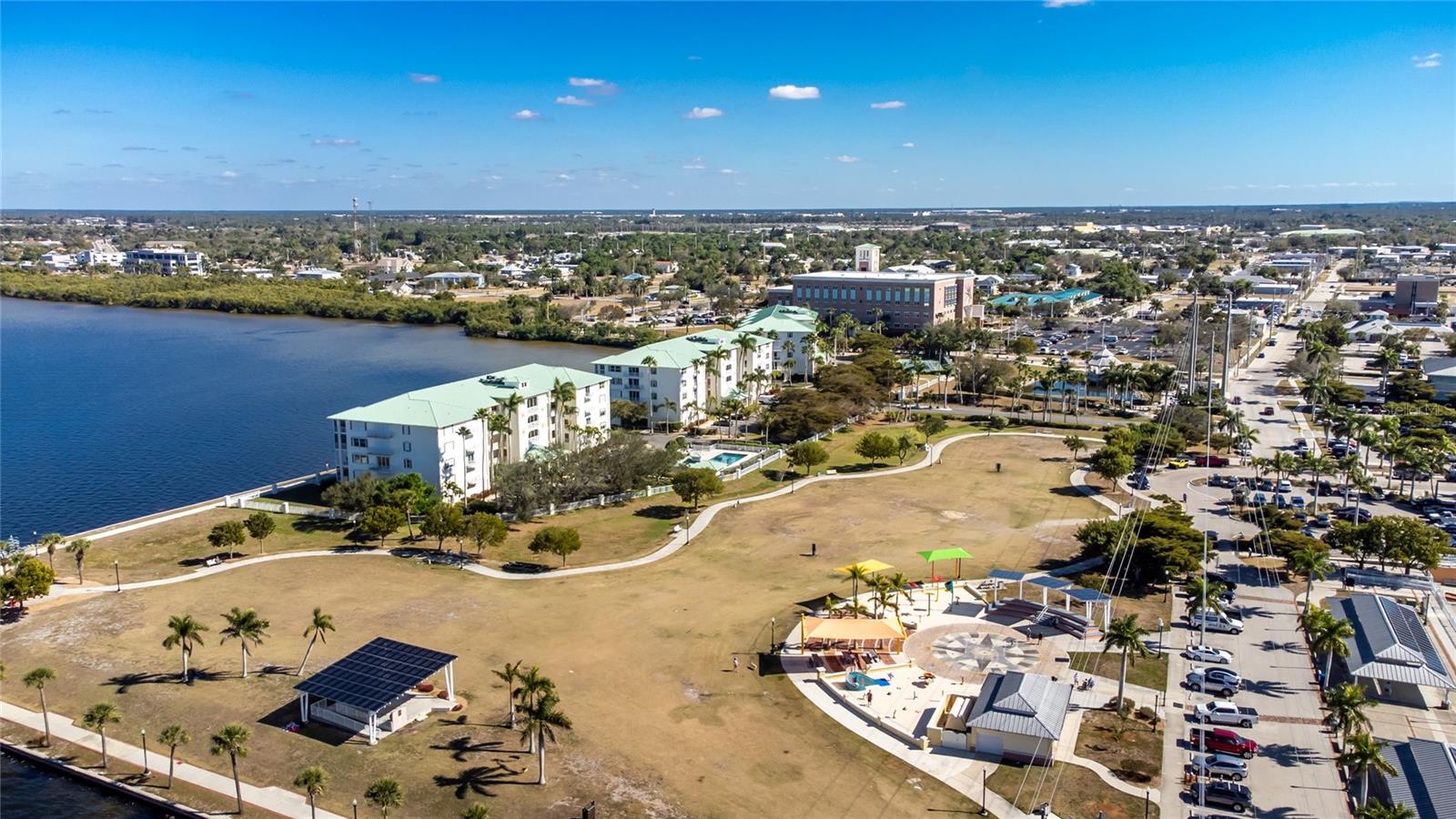 Image 57 of 69 For 200 Harbor Walk Drive 353