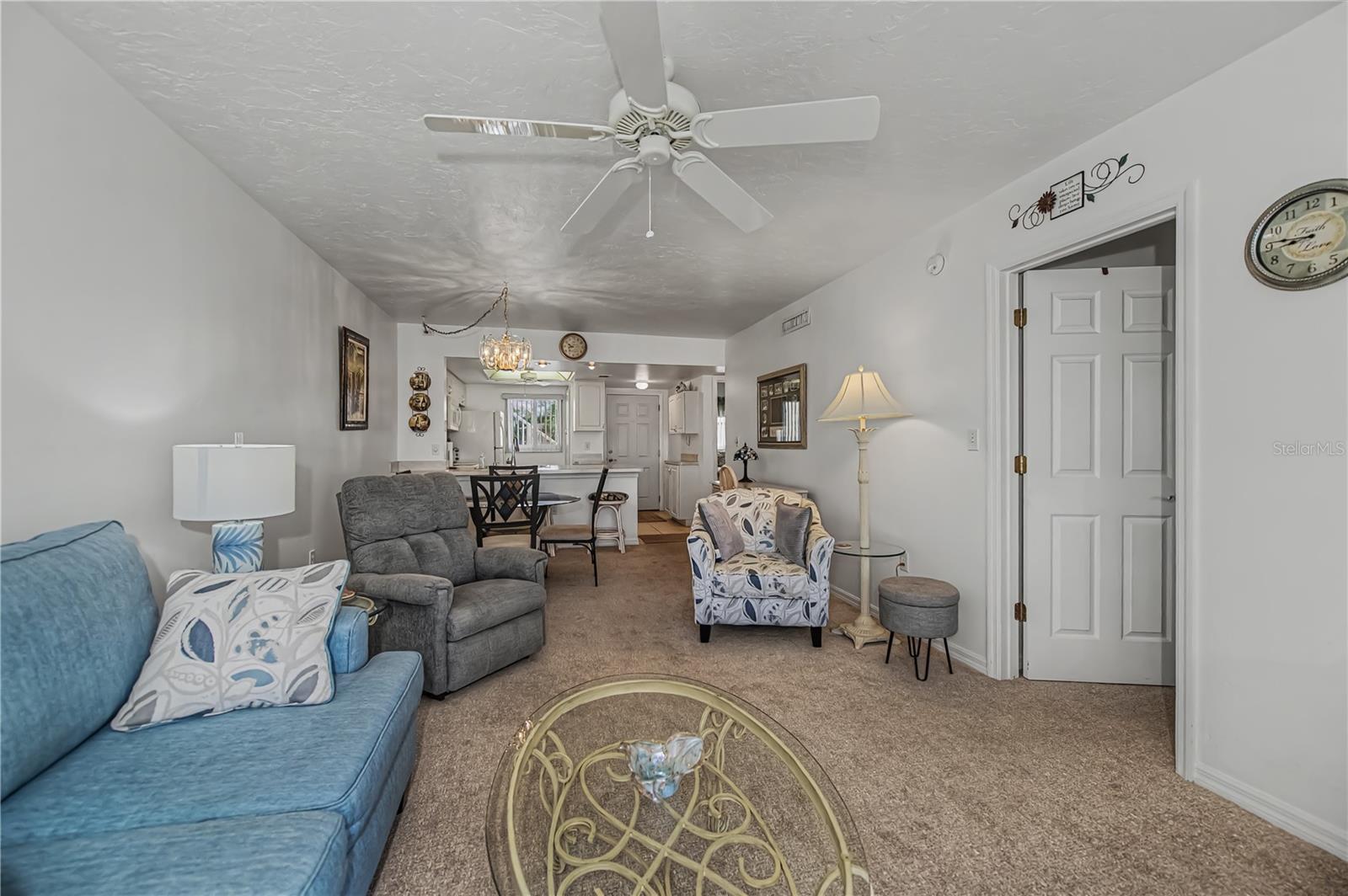 Image 15 of 34 For 25275 Rampart Boulevard 101