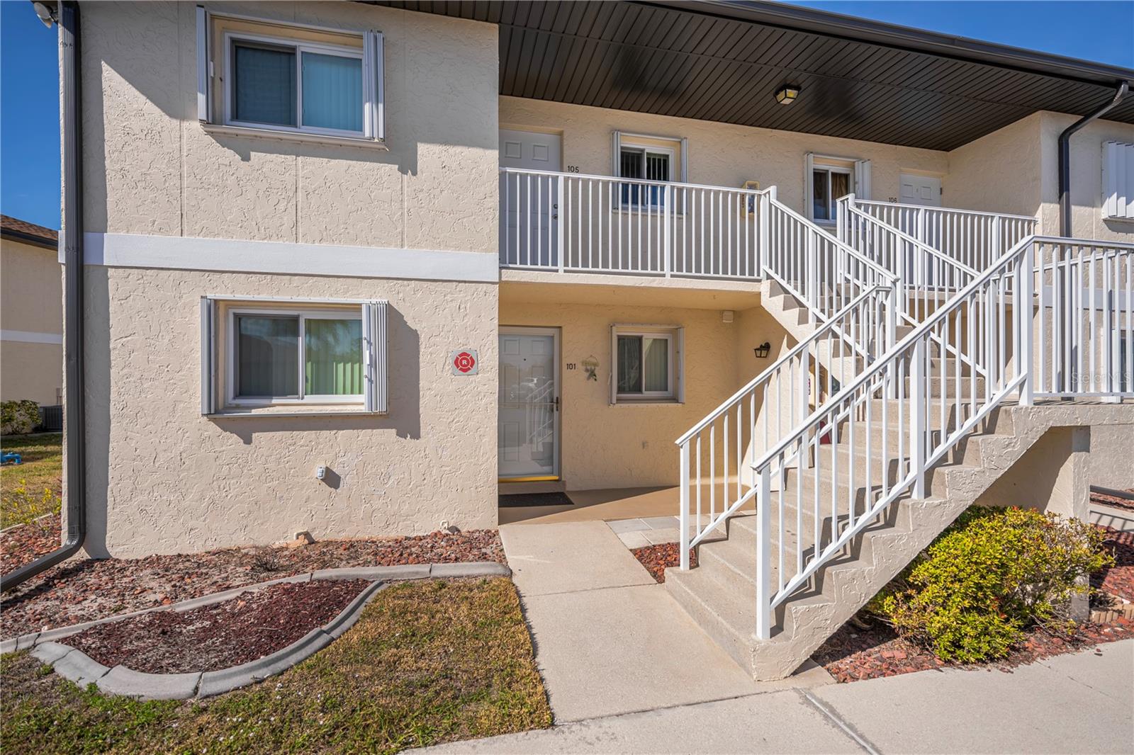 Image 8 of 34 For 25275 Rampart Boulevard 101