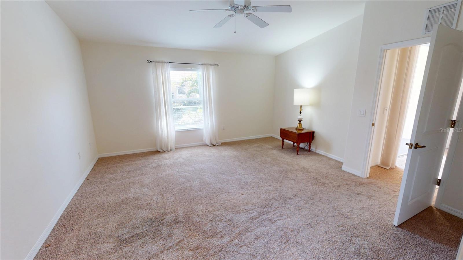 Image 11 of 37 For 313 Monaco Drive 5