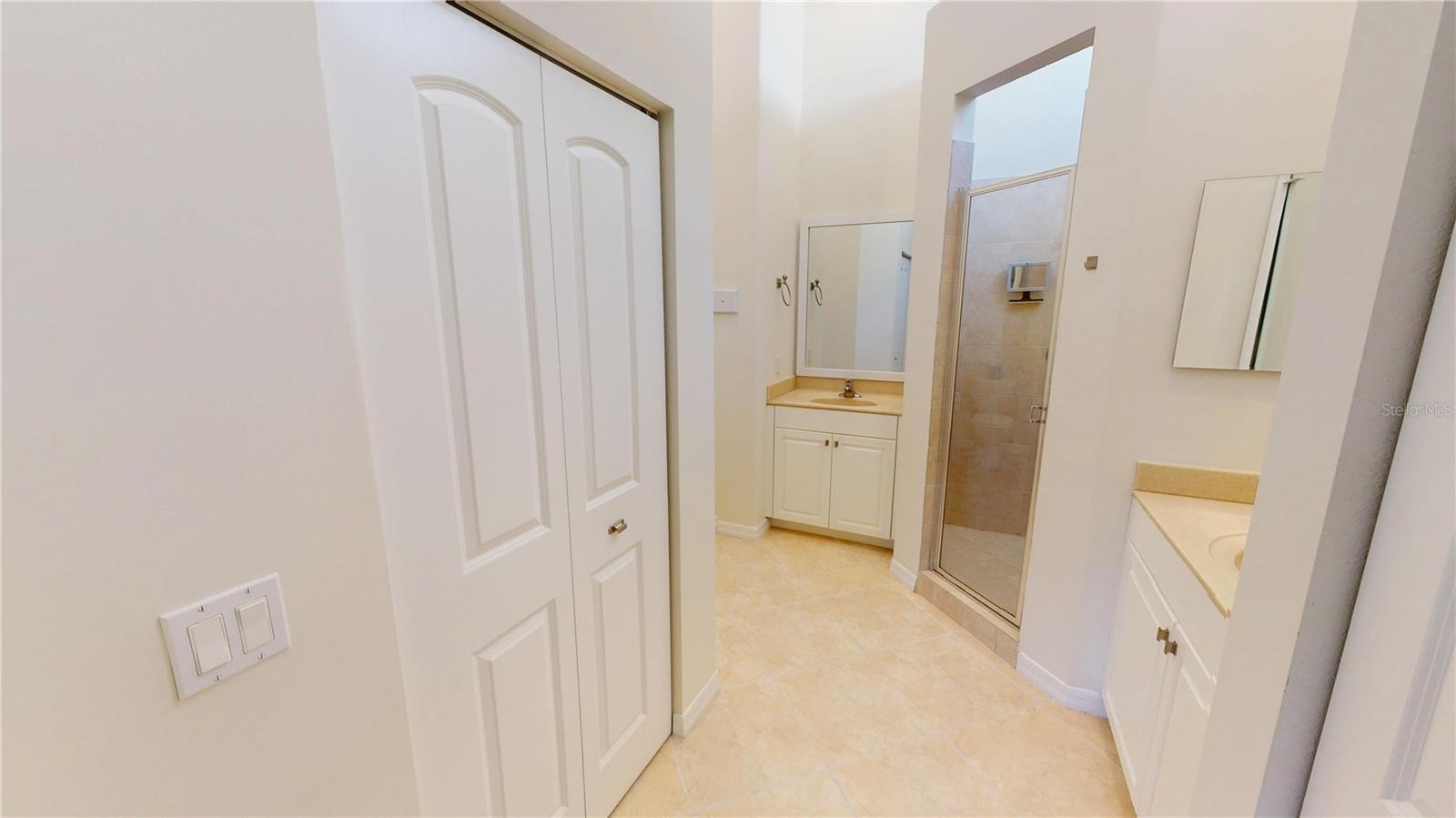 Image 12 of 37 For 313 Monaco Drive 5