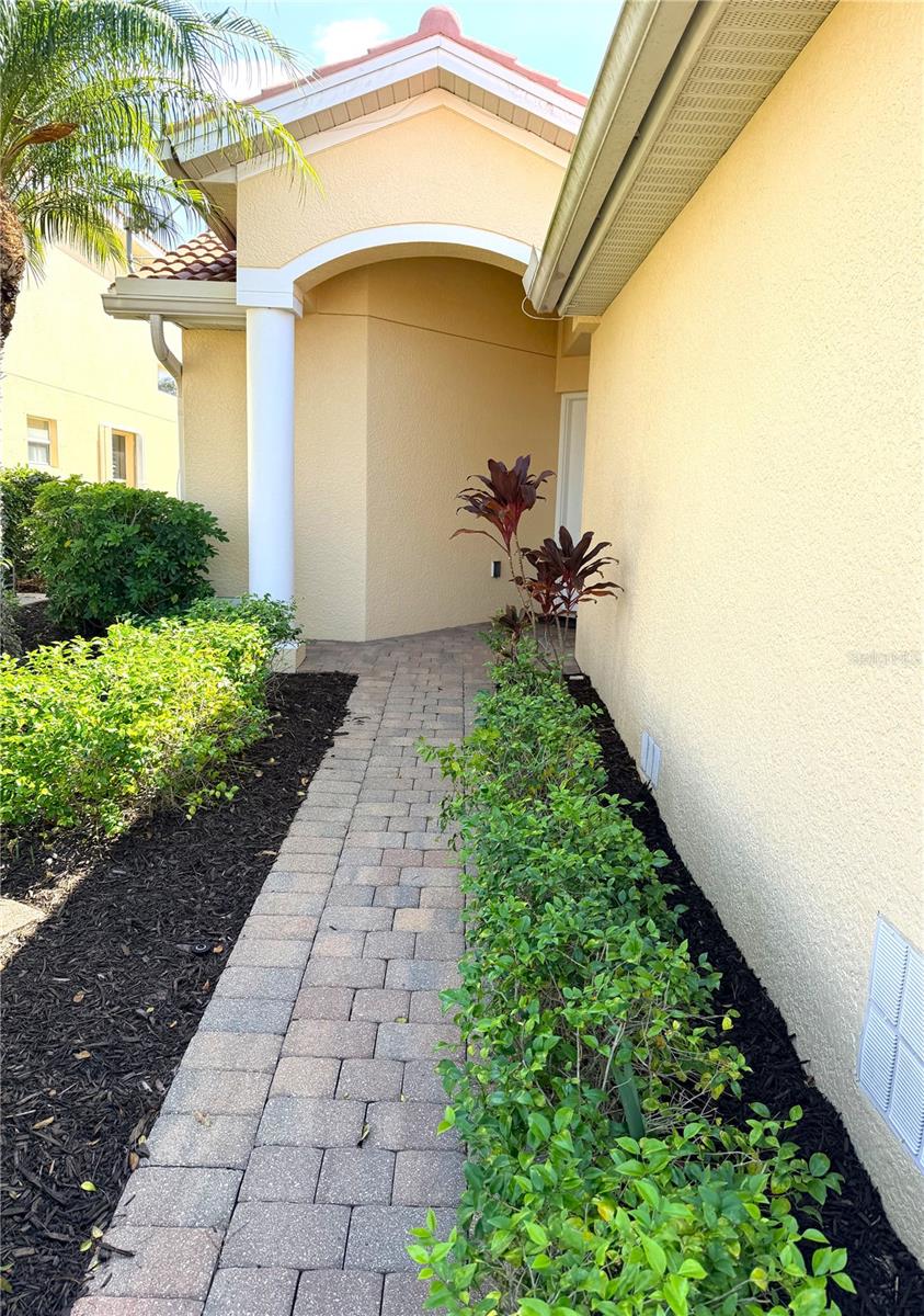 Image 36 of 37 For 313 Monaco Drive 5