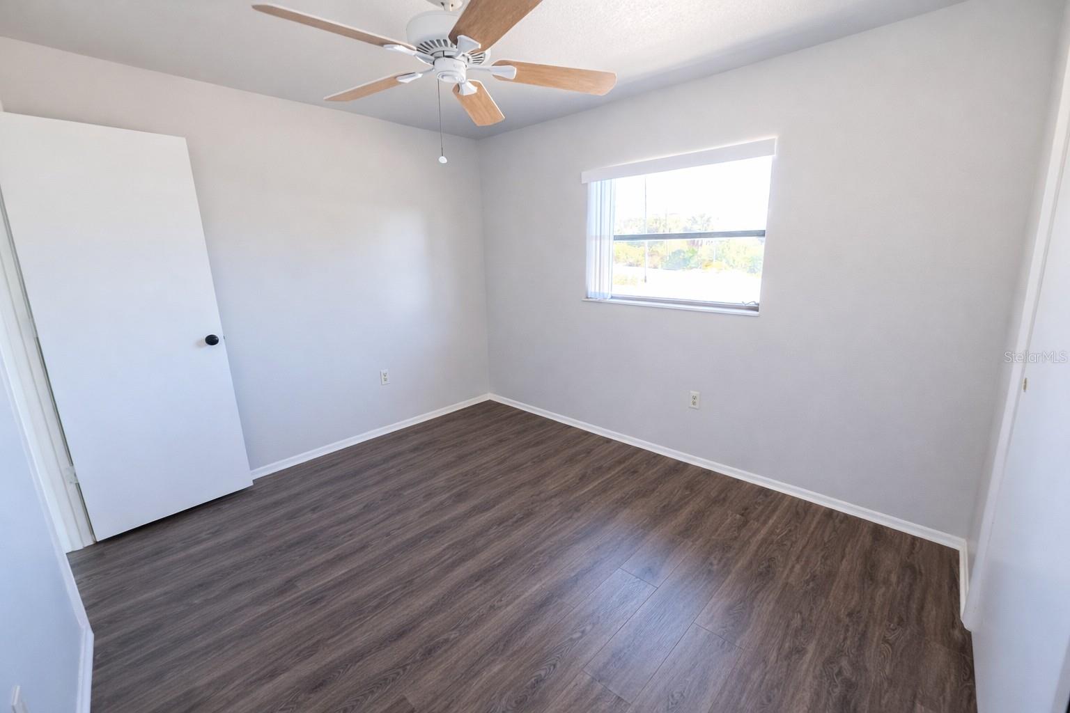 Image 15 of 37 For 3211 Riverside Drive