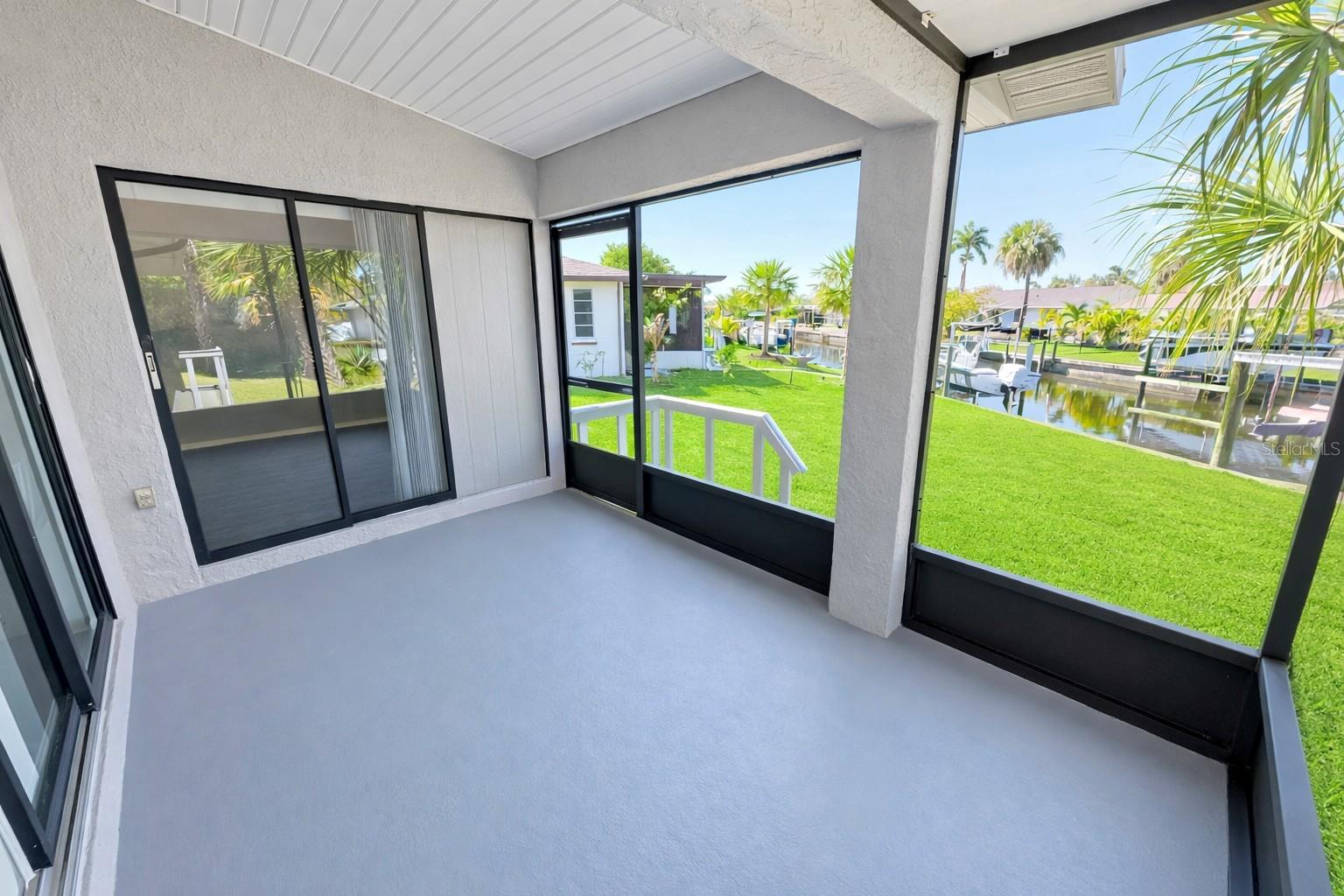 Image 17 of 37 For 3211 Riverside Drive