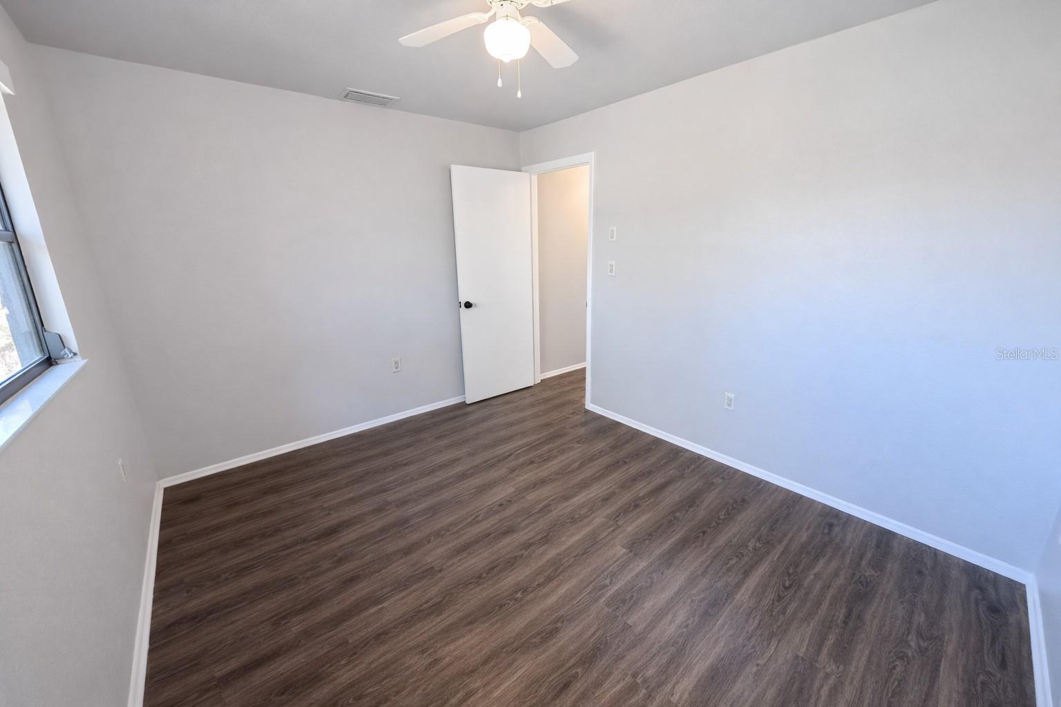 Image 27 of 37 For 3211 Riverside Drive