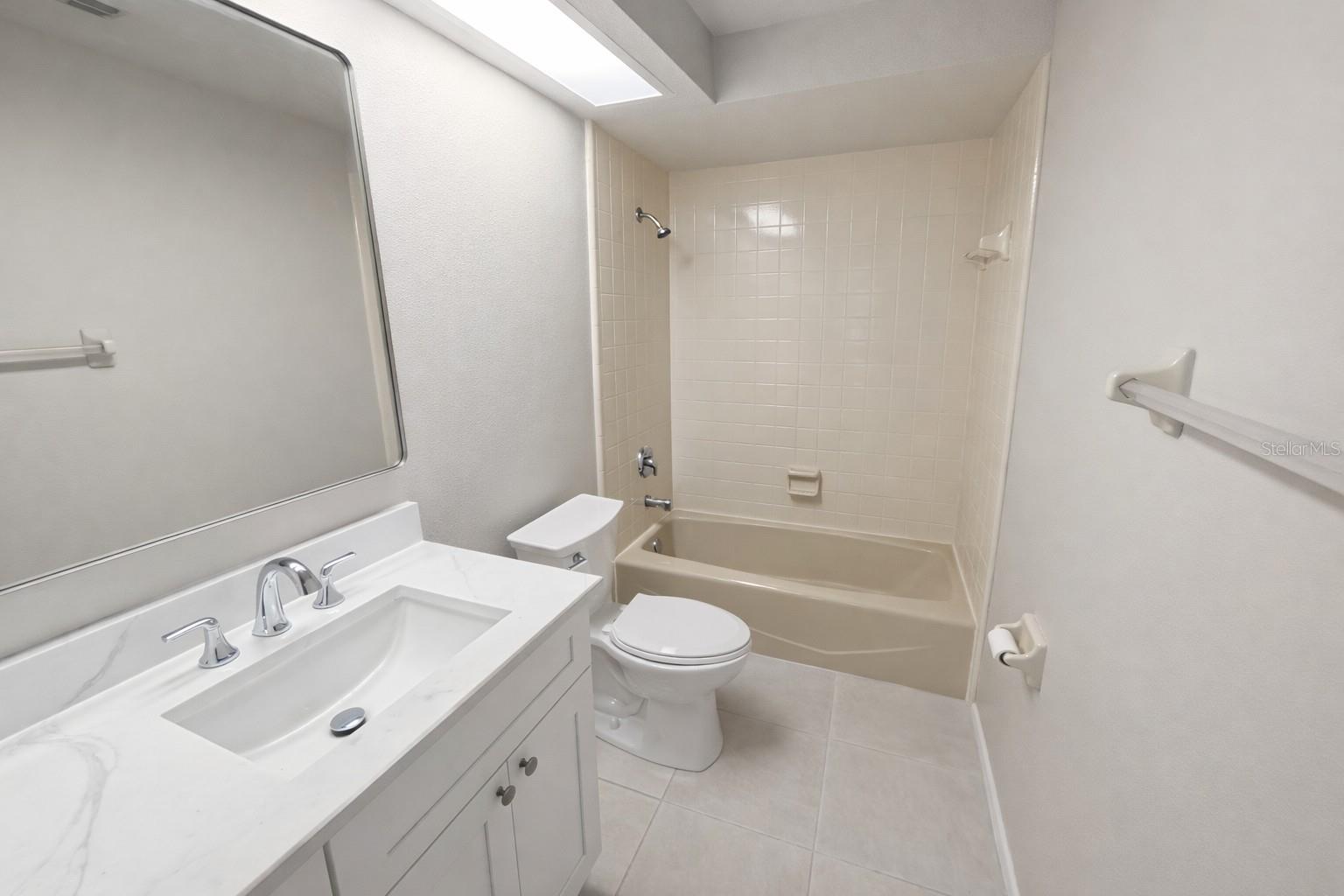 Image 29 of 37 For 3211 Riverside Drive