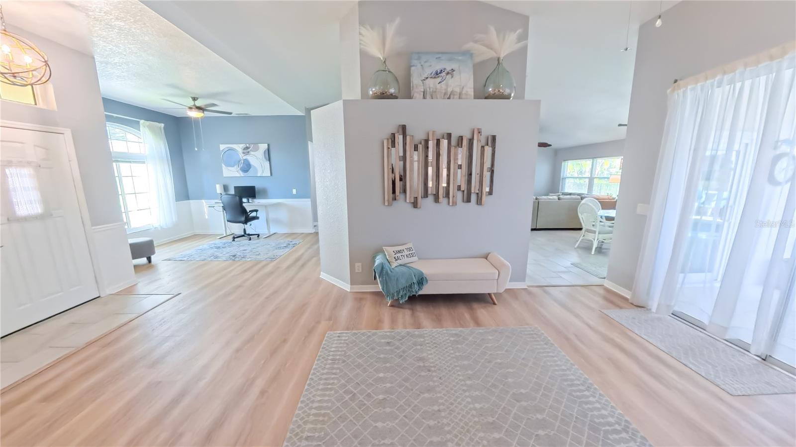 Image 9 of 47 For 35 Sportsman Court