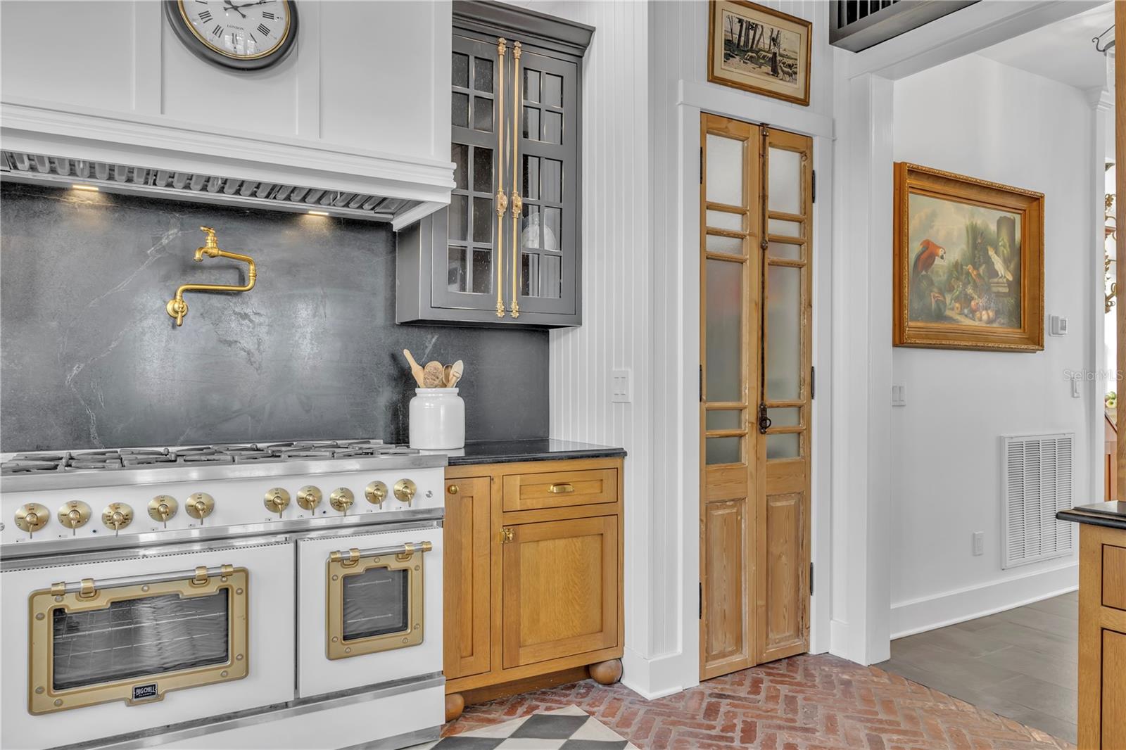 Image 36 of 100 For 8241 Main Street