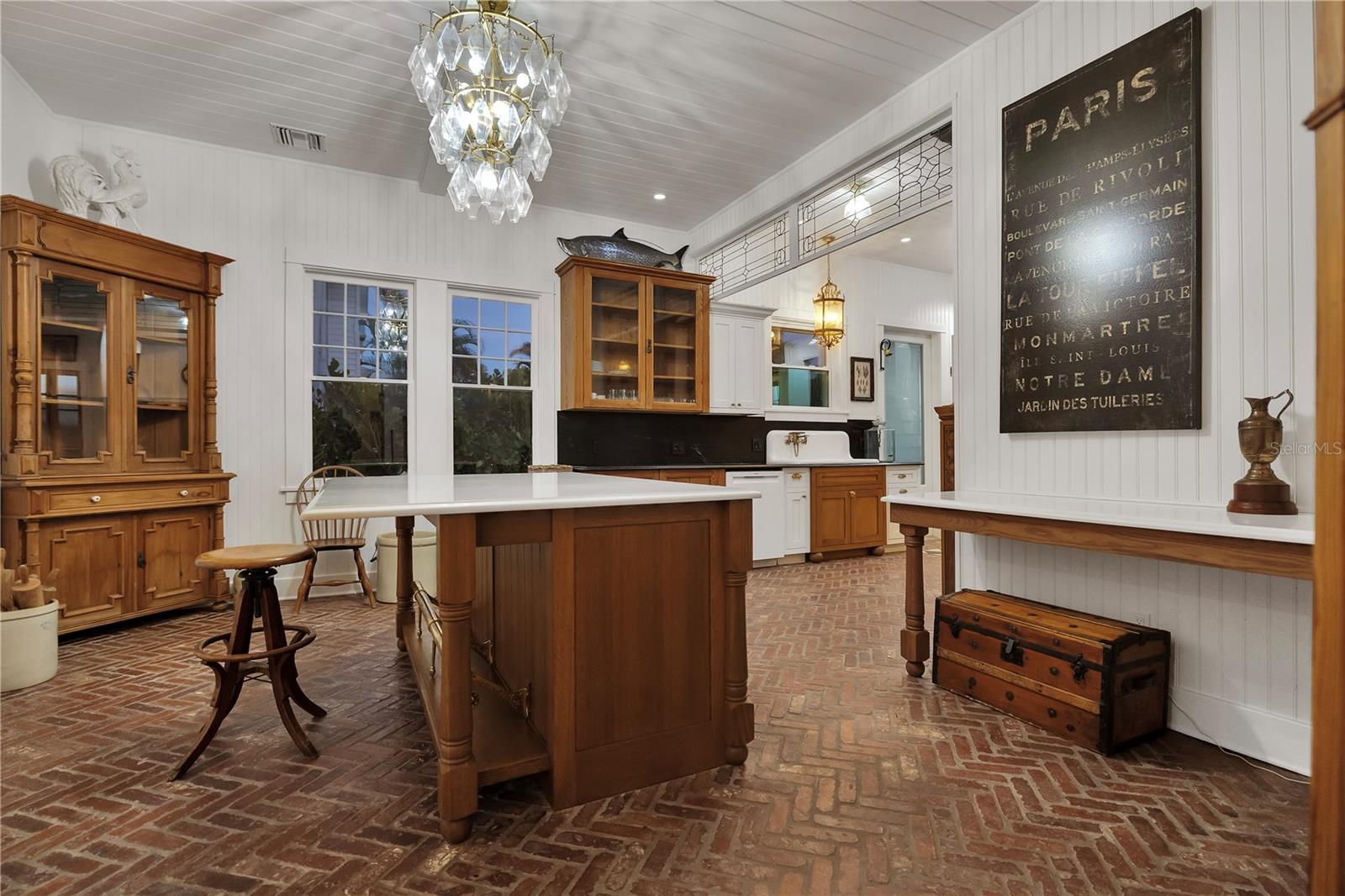 Image 39 of 100 For 8241 Main Street