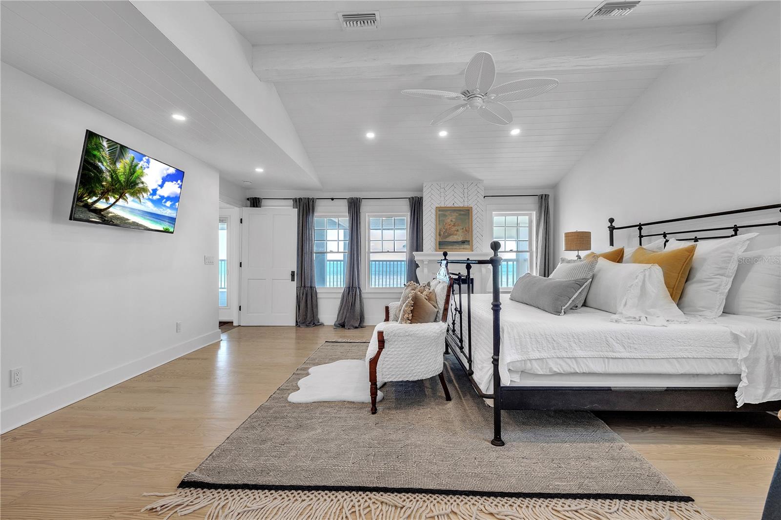 Image 57 of 100 For 8241 Main Street