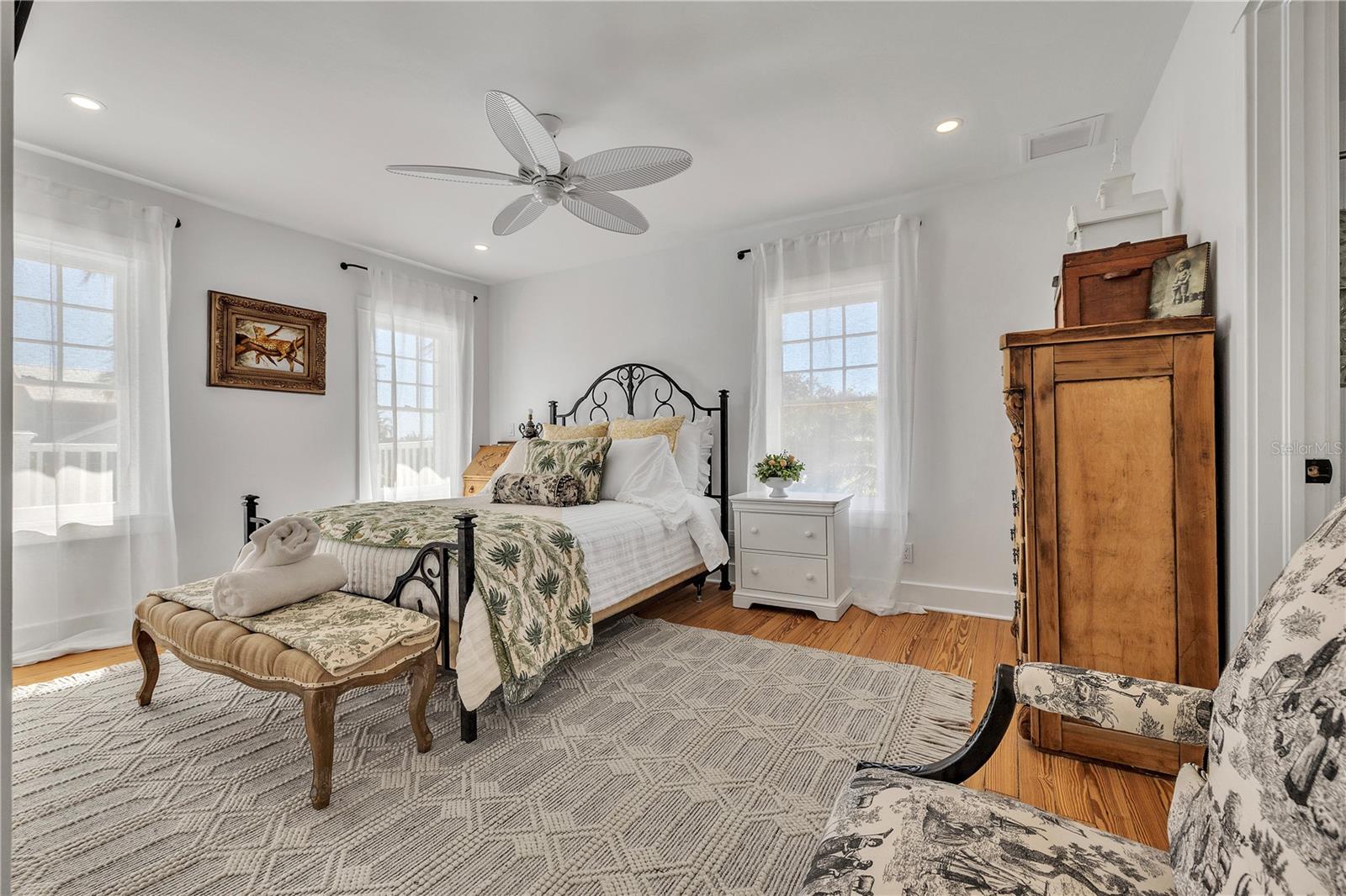 Image 72 of 100 For 8241 Main Street