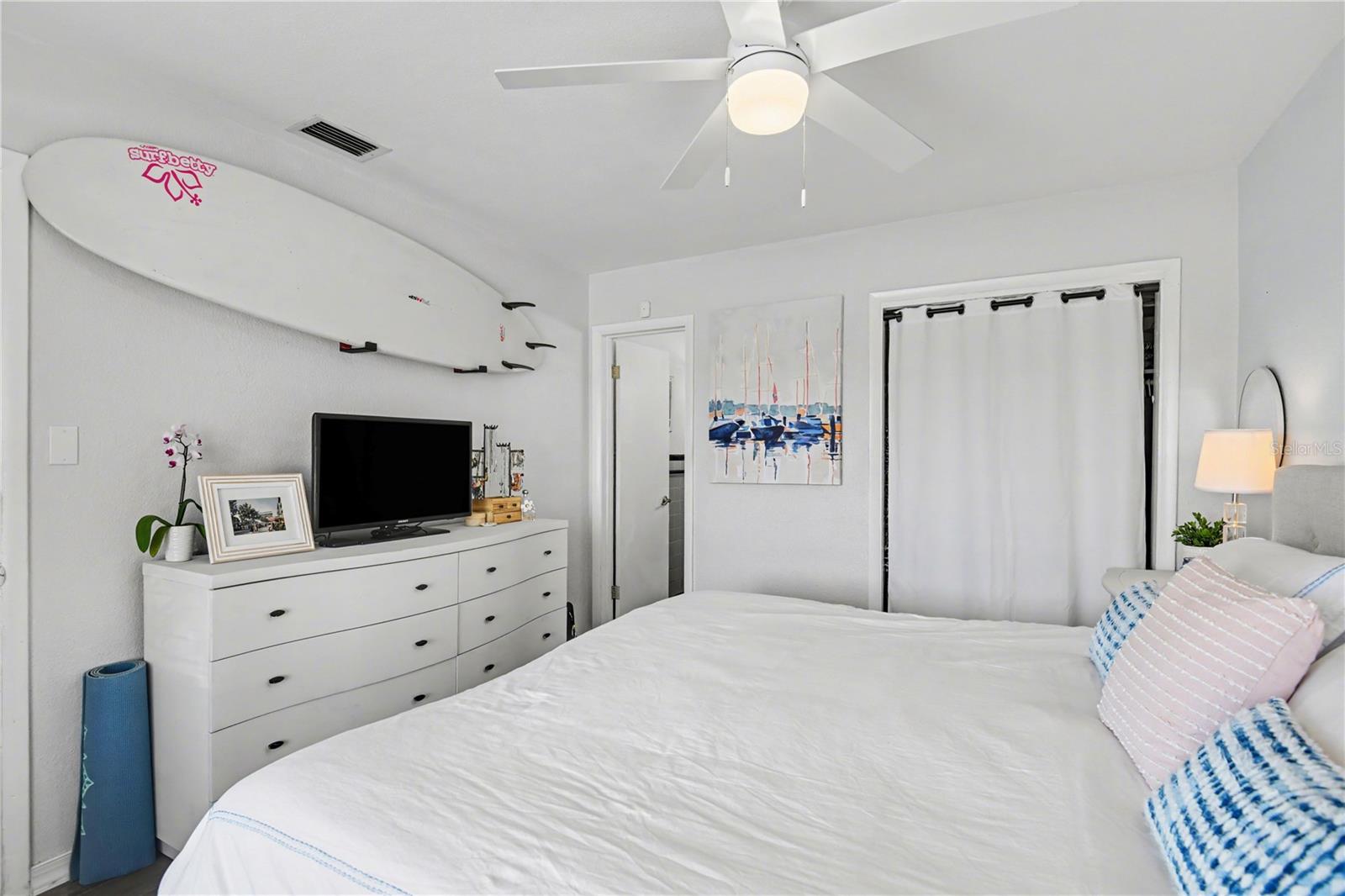 Image 13 of 23 For 4145 Gardner Drive