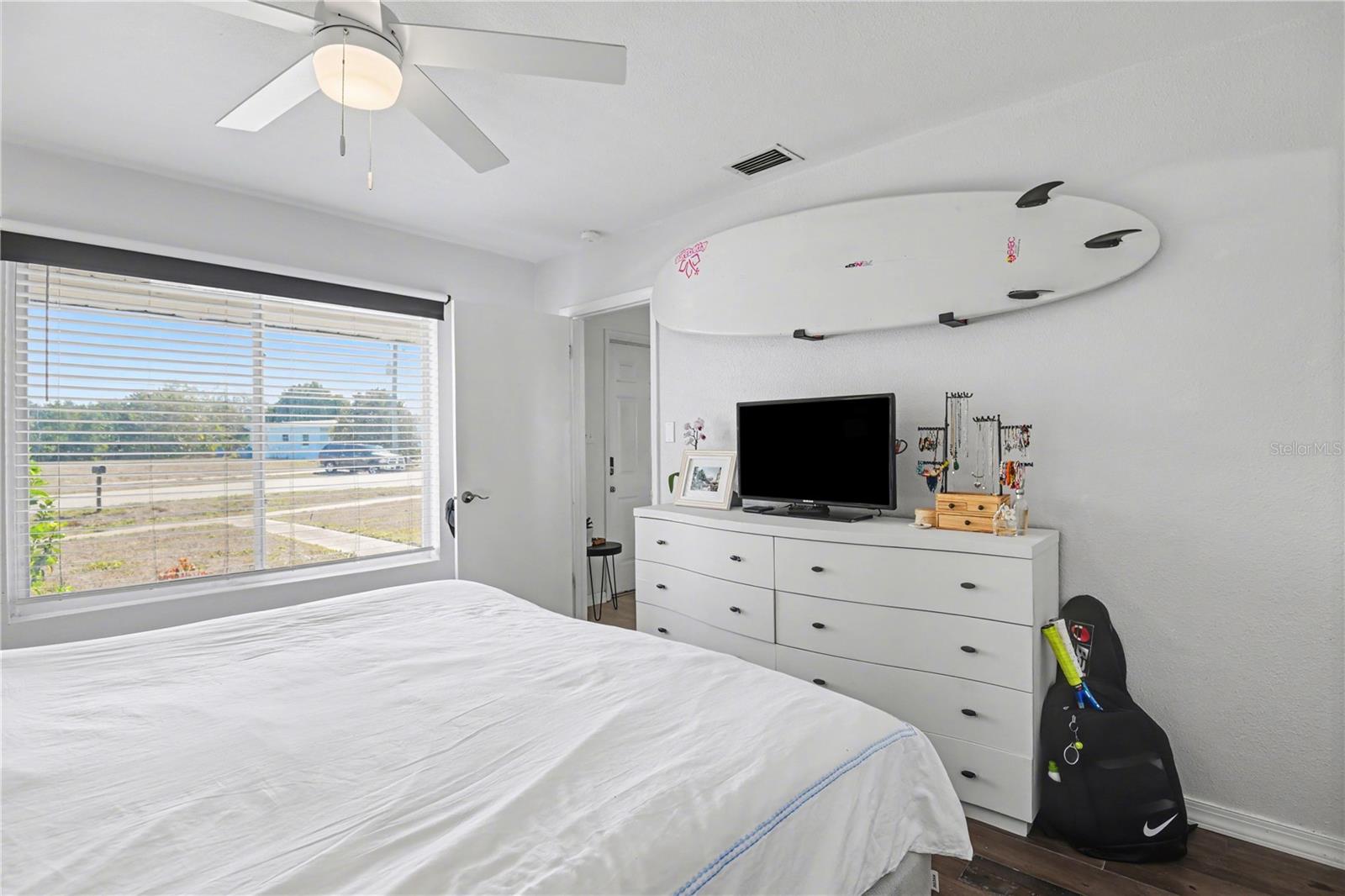 Image 14 of 23 For 4145 Gardner Drive