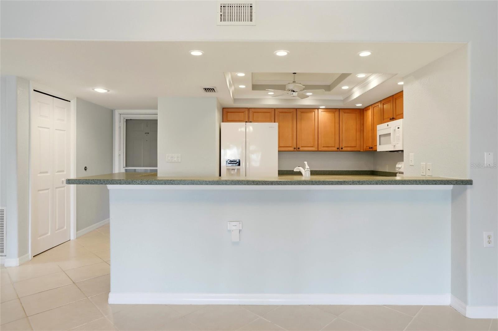 Image 12 of 47 For 601 Shreve Street 25a