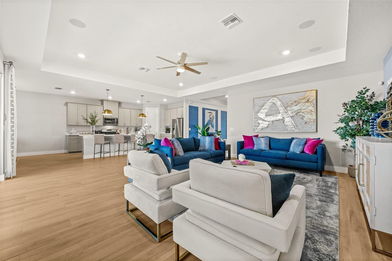 Image 15 of 66 For 44228 Creekside Run Lane