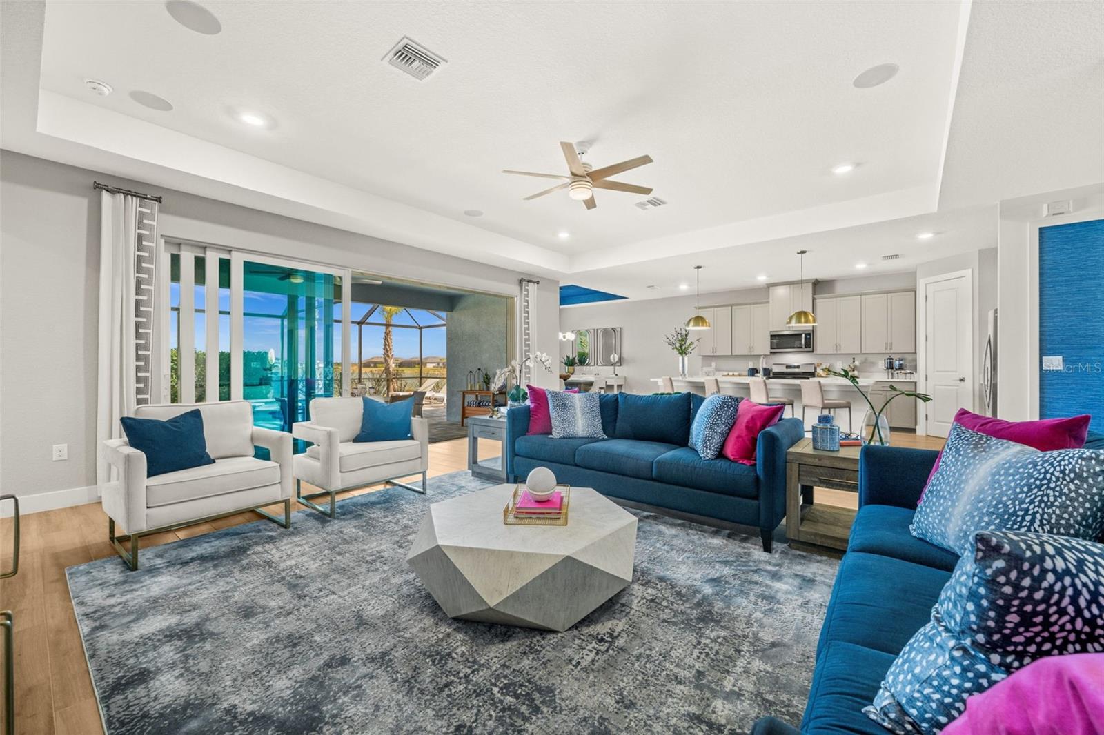 Image 16 of 66 For 44228 Creekside Run Lane