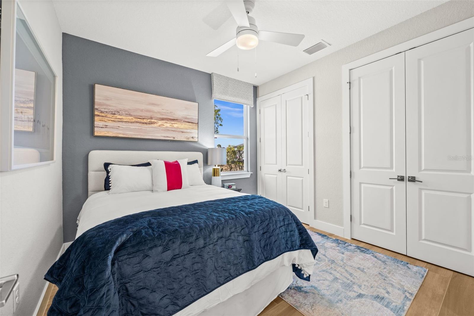 Image 30 of 66 For 44228 Creekside Run Lane