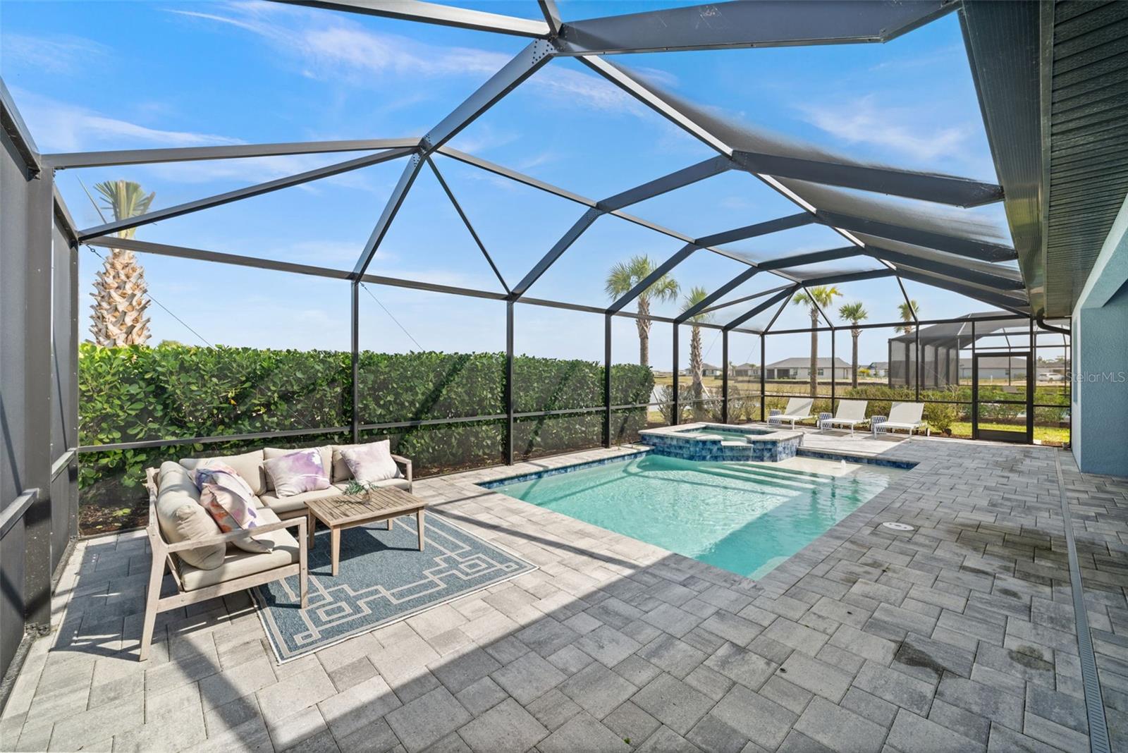 Image 35 of 66 For 44228 Creekside Run Lane