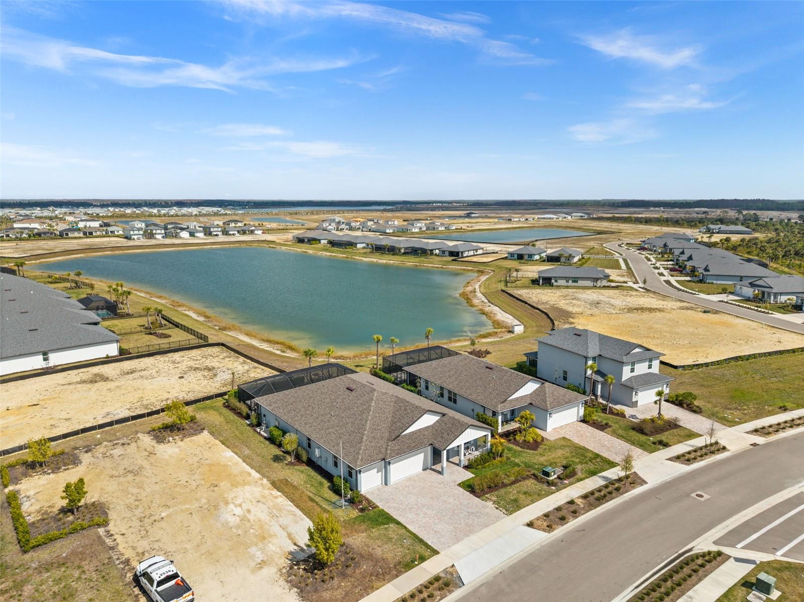 Image 46 of 66 For 44228 Creekside Run Lane