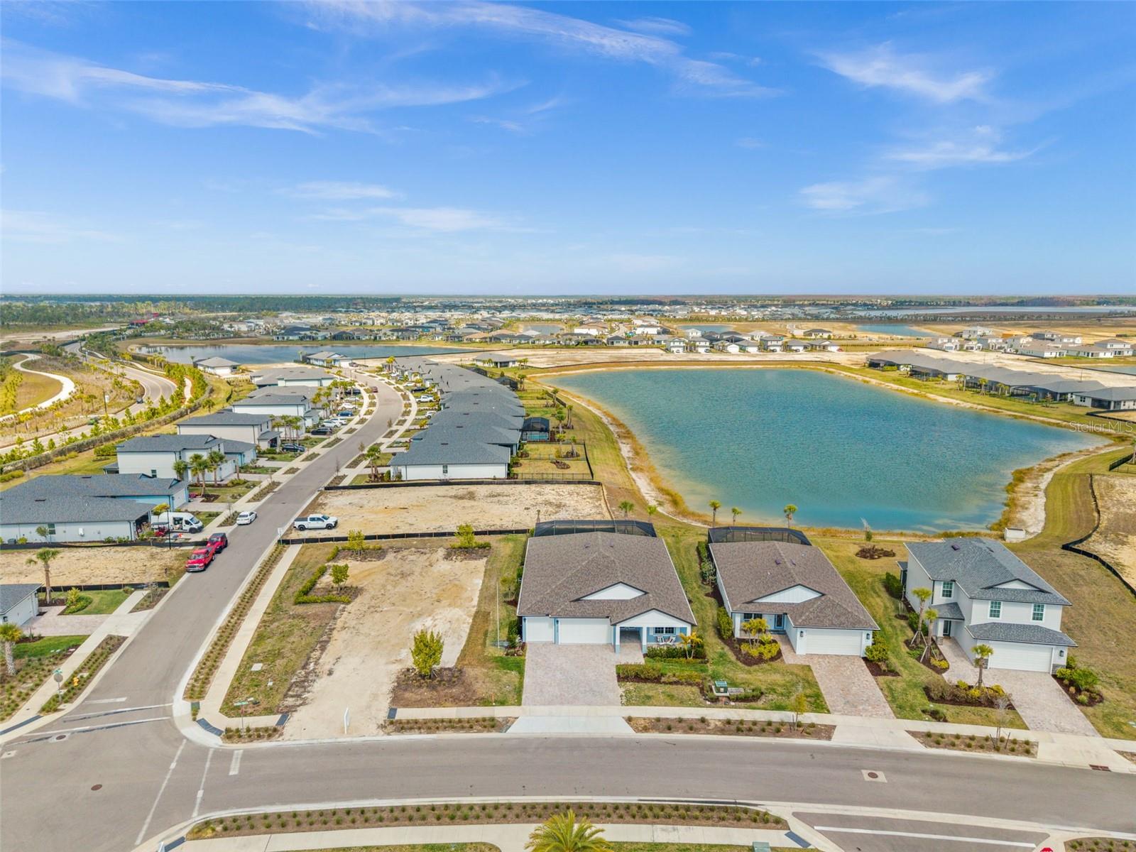 Image 52 of 66 For 44228 Creekside Run Lane