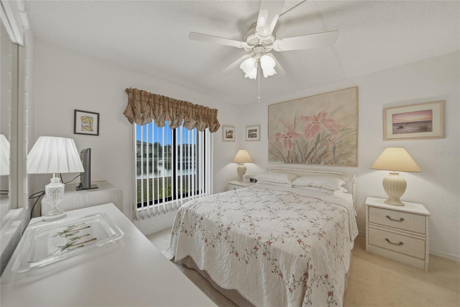 Image 12 of 19 For 4000 Oakview Drive L2